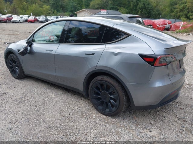 Продаж на аукціоні авто 2024 Tesla Model Y Long Range Dual Motor All-wheel Drive, vin: 7SAYGDEE2RA328416, номер лоту: 46079436