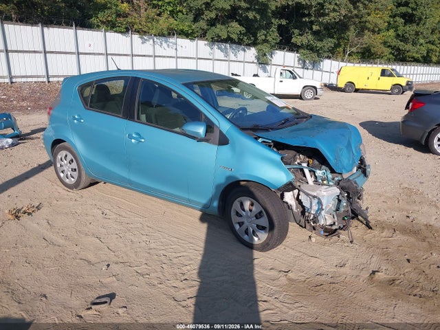Продаж на аукціоні авто 2013 Toyota Prius C Two, vin: JTDKDTB30D1035613, номер лоту: 46079536