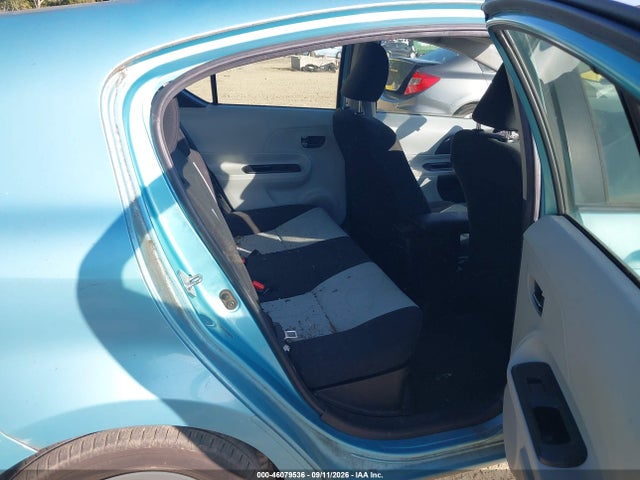 Продаж на аукціоні авто 2013 Toyota Prius C Two, vin: JTDKDTB30D1035613, номер лоту: 46079536