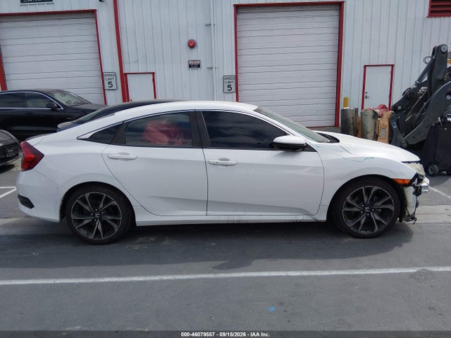 Honda Civic Sport 2019 2HGFC2F8XKH579217 Image 14