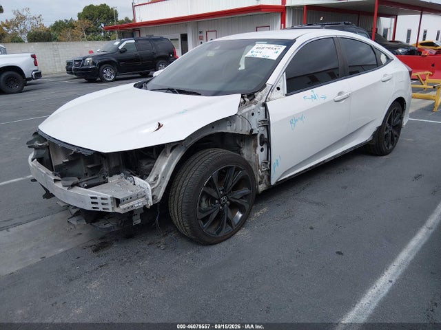 Honda Civic Sport 2019 2HGFC2F8XKH579217 Image 2