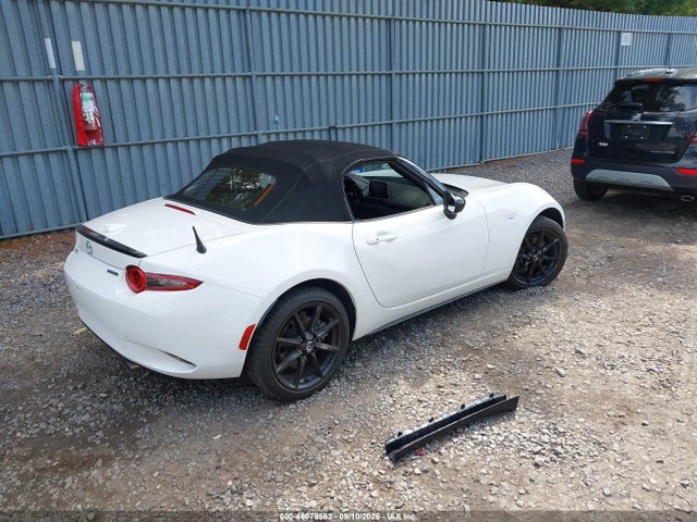46079563 :رقم المزاد ، JM1NDAC76M0455336 vin ، 2021 Mazda Mx-5 Miata Club مزاد بيع
