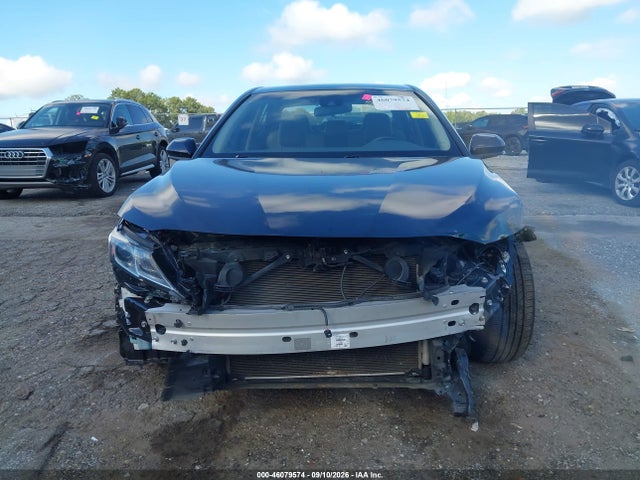 Продажа на аукционе авто 2018 Toyota Camry Le, vin: JTNB11HK2J3027925, номер лота: 46079574