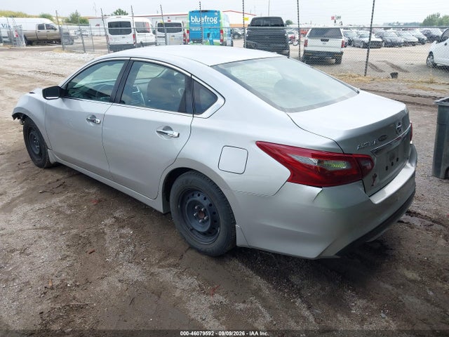 Продаж на аукціоні авто 2018 Nissan Altima 2.5 S, vin: 1N4AL3AP7JC258742, номер лоту: 46079592