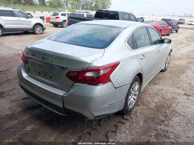 Продаж на аукціоні авто 2018 Nissan Altima 2.5 S, vin: 1N4AL3AP7JC258742, номер лоту: 46079592