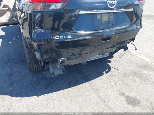 JN8AT2MT9HW392632 Nissan ROGUE SV