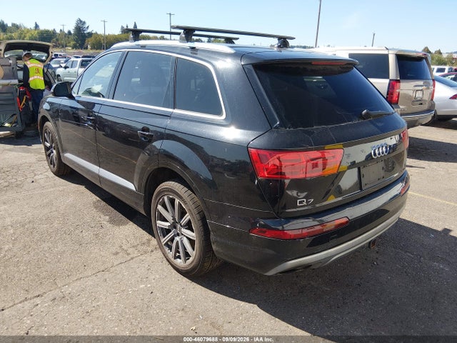 Audi Q7 3.0t Premium 2017 WA1LAAF75HD052601 Image 3