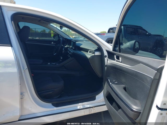 KIA K5 LXS 2023 5XXG14J28PG186706 Image 5