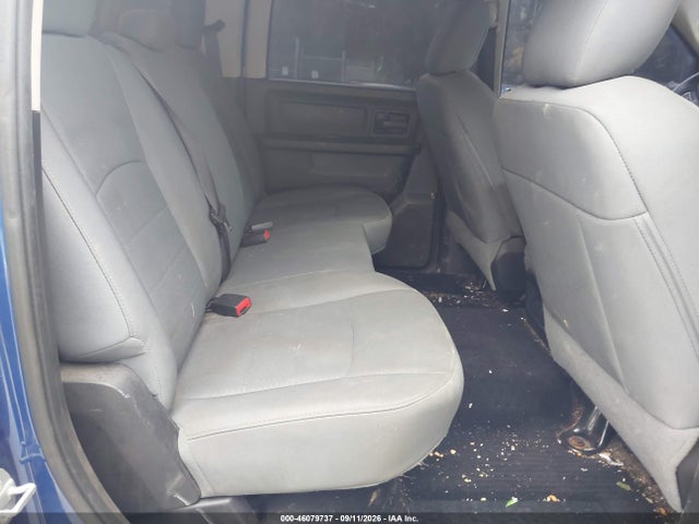 46079737 :رقم المزاد ، 3C6UR5CL4FG501012 vin ، 2015 Ram 2500 Tradesman مزاد بيع