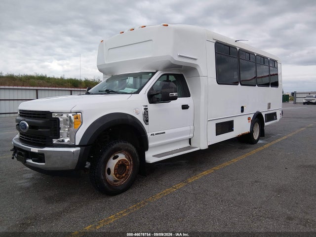 46079754 :رقم المزاد ، 1FDAF5GT8HEE51512 vin ، 2017 Ford F-550 Chassis Xl مزاد بيع
