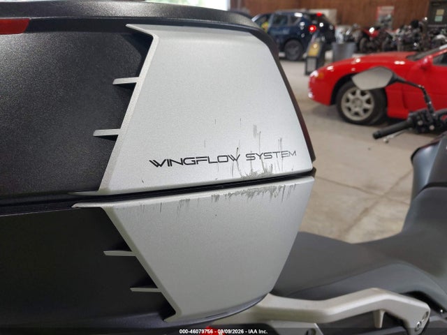JH2RD1619RK102763 Honda Xl750
