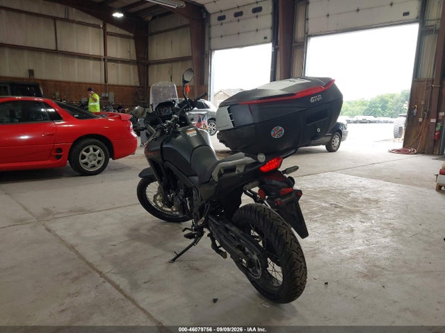 JH2RD1619RK102763 Honda Xl750