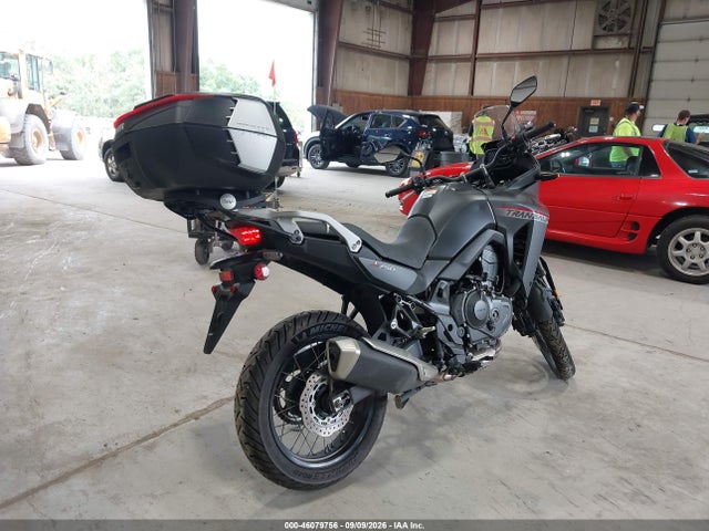 JH2RD1619RK102763 Honda Xl750