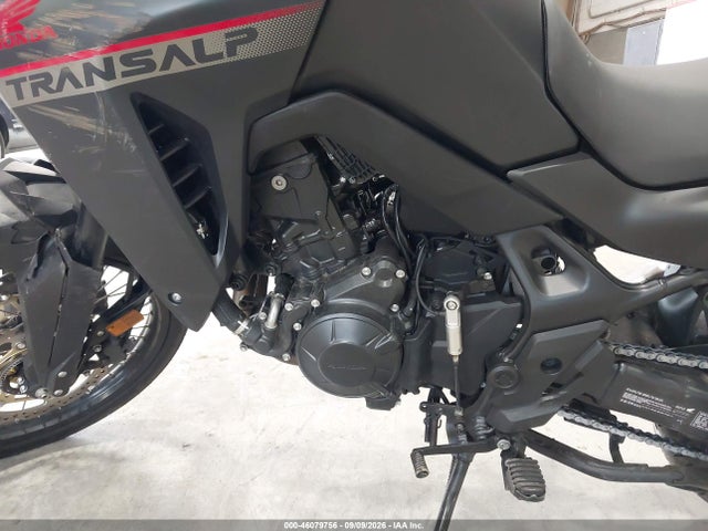 JH2RD1619RK102763 Honda Xl750