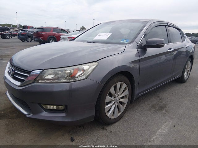 2015 Honda Accord Touring მანქანა იყიდება აუქციონზე, vin: 1HGCR3F95FA031162, აუქციონის ნომერი: 46079766