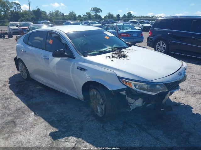 Aukcja sprzedaży 2017 Kia Optima Lx, vin: 5XXGT4L38HG132338, numer aukcji: 46079824