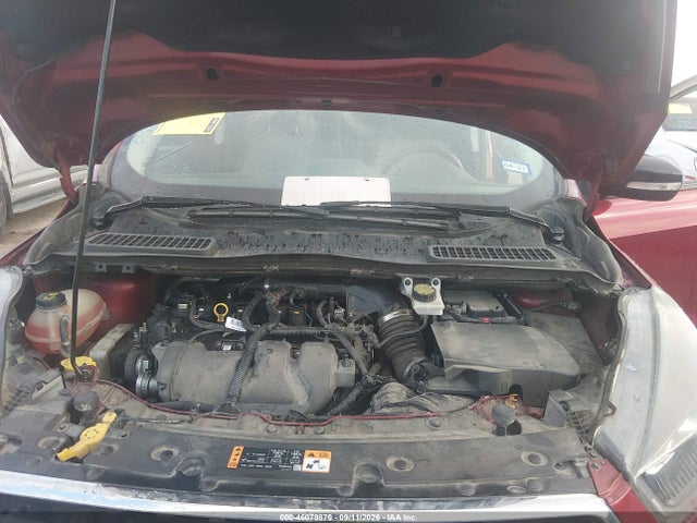 46079870 :رقم المزاد ، 1FMCU0J93HUA22511 vin ، 2017 Ford Escape Titanium مزاد بيع