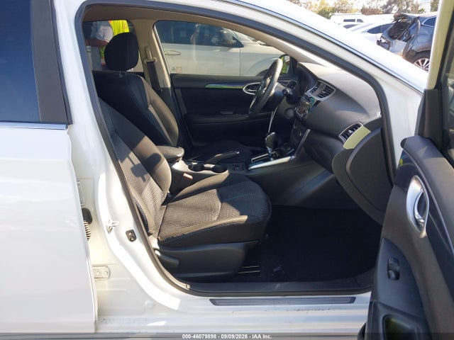 46079898 :رقم المزاد ، 3N1AB7AP3HY291410 vin ، 2017 Nissan Sentra Sr مزاد بيع