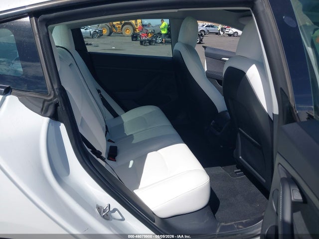 46079900 :رقم المزاد ، 5YJ3E1EB9NF124470 vin ، 2022 Tesla Model 3 Long Range Dual Motor All-wheel Drive مزاد بيع