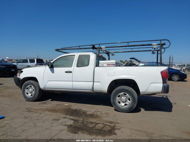 5TFRX5GN1JX115233 Toyota Tacoma Sr