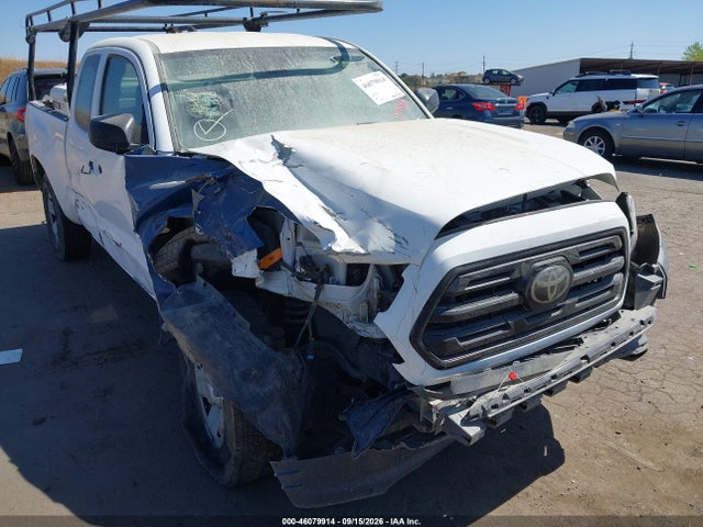 5TFRX5GN1JX115233 Toyota Tacoma Sr