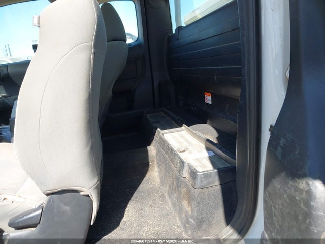 5TFRX5GN1JX115233 Toyota Tacoma Sr
