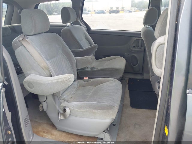 Продажа на аукционе авто 2006 Toyota Sienna Ce, vin: 5TDZA23C86S558996, номер лота: 46079915