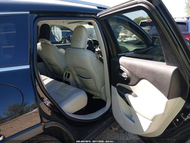 2021 Jeep Cherokee Latitude Lux 4x4 მანქანა იყიდება აუქციონზე, vin: 1C4PJMMX2MD185693, აუქციონის ნომერი: 46079916