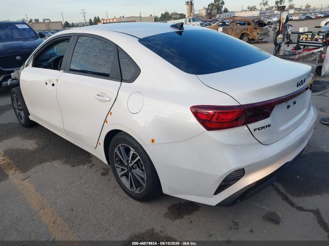 KIA Forte Lxs 2023 3KPF24AD2PE598879 Image 3
