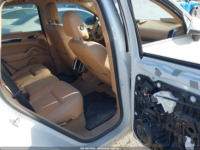Aukcja sprzedaży 2016 Porsche Cayenne, vin: WP1AA2A23GLA09702, numer aukcji: 46079928