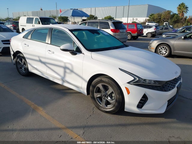 2022 Kia K5 Lxs მანქანა იყიდება აუქციონზე, vin: 5XXG14J24NG135538, აუქციონის ნომერი: 46079953