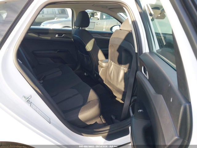 Продажа на аукционе авто 2022 Kia K5 Lxs, vin: 5XXG14J24NG135538, номер лота: 46079953