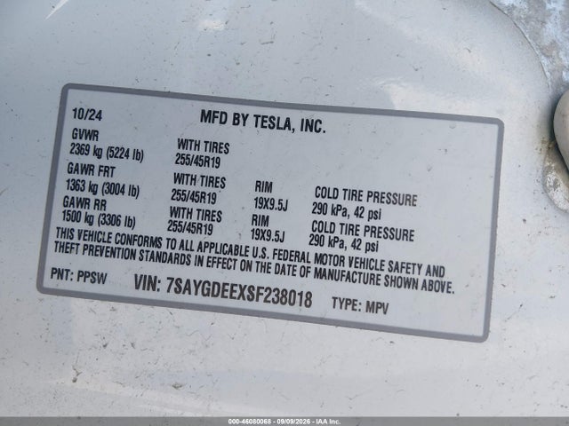 Tesla Model Y Long Range 2025 7SAYGDEEXSF238018 Image 9