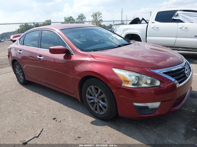 Продажа на аукционе авто 2015 Nissan Altima 2.5 S, vin: 1N4AL3AP0FC421769, номер лота: 46080077