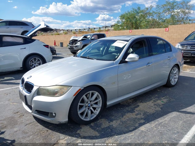 46080082 :رقم المزاد ، WBAPH57539NL76632 vin ، 2009 Bmw 328i مزاد بيع
