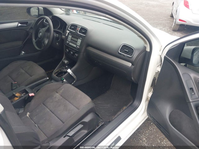 2010 Volkswagen Golf 2-door მანქანა იყიდება აუქციონზე, vin: WVWBA7AJ5AW283290, აუქციონის ნომერი: 46080106