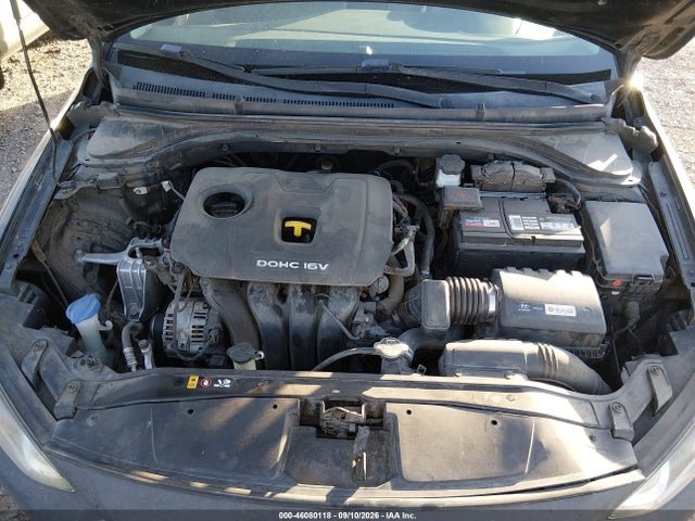 Hyundai ELANTRA SE 2017 5NPD74LF4HH148784 Image 10