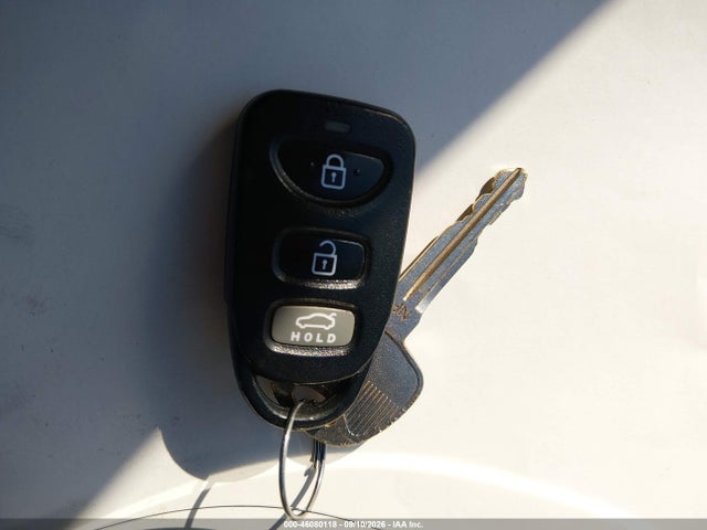 5NPD74LF4HH148784 Hyundai ELANTRA SE