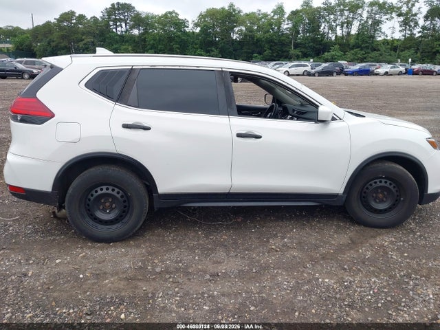 Продажа на аукционе авто 2017 Nissan Rogue S, vin: JN8AT2MV2HW008420, номер лота: 46080134