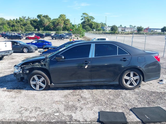 46080157 :رقم المزاد ، 4T1BF1FK8CU172002 vin ، 2012 Toyota Camry Se مزاد بيع