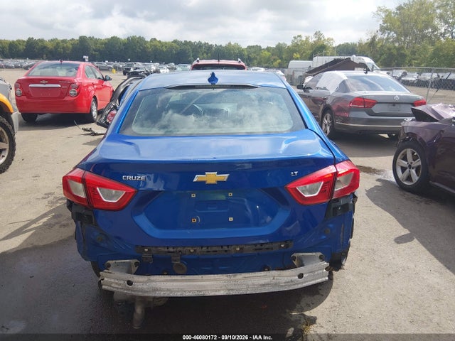 46080172 :رقم المزاد ، 1G1BE5SMXJ7200408 vin ، 2018 Chevrolet Cruze Lt Auto مزاد بيع
