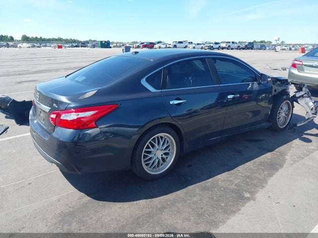 Продажа на аукционе авто 2017 Nissan Altima 2.5 Sl, vin: 1N4AL3AP3HC170958, номер лота: 46080193