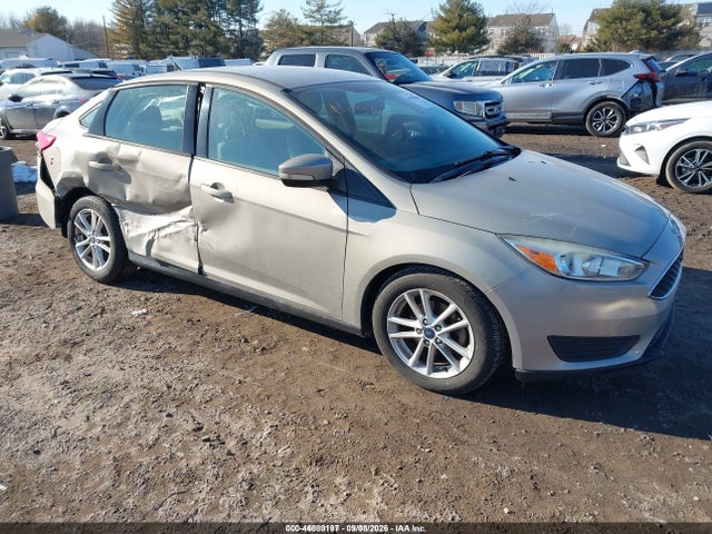 46080197 :رقم المزاد ، 1FADP3F25FL338286 vin ، 2015 Ford Focus Se مزاد بيع