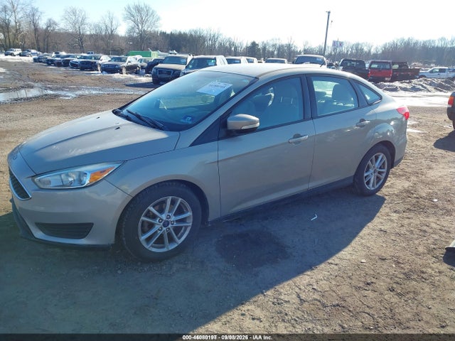 46080197 :رقم المزاد ، 1FADP3F25FL338286 vin ، 2015 Ford Focus Se مزاد بيع