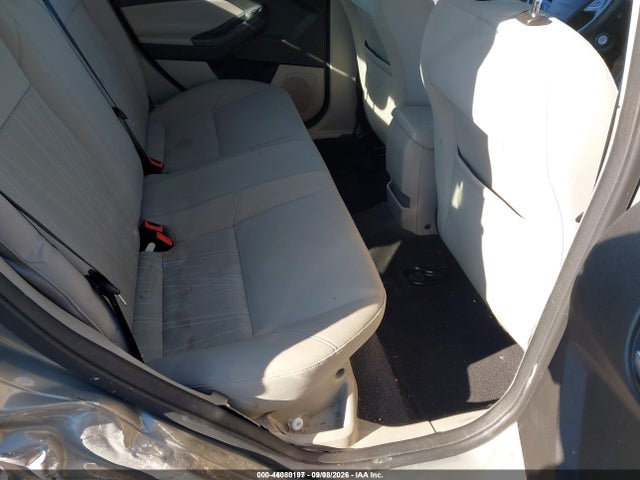 46080197 :رقم المزاد ، 1FADP3F25FL338286 vin ، 2015 Ford Focus Se مزاد بيع