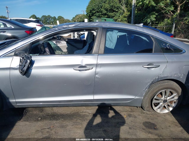 Продажа на аукционе авто 2017 Hyundai Sonata Se, vin: 5NPE24AF3HH568252, номер лота: 46080220
