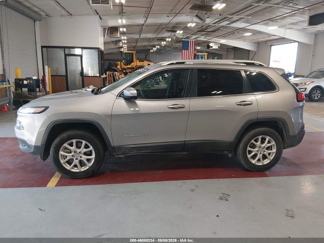 Продажа на аукционе авто 2018 Jeep Cherokee Latitude 4x4, vin: 1C4PJMCB4JD559254, номер лота: 46080234
