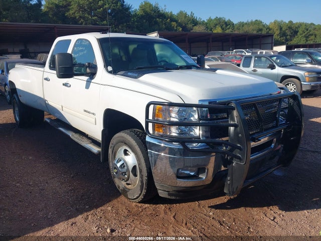 Auction sale of the 2014 Chevrolet Silverado 3500hd Ltz, vin: 1GC4K1C82EF132457, lot number: 46080266