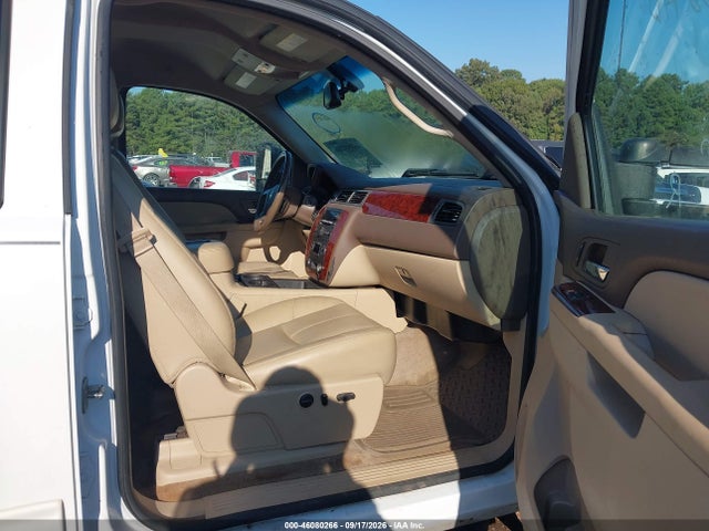 Продаж на аукціоні авто 2014 Chevrolet Silverado 3500hd Ltz, vin: 1GC4K1C82EF132457, номер лоту: 46080266