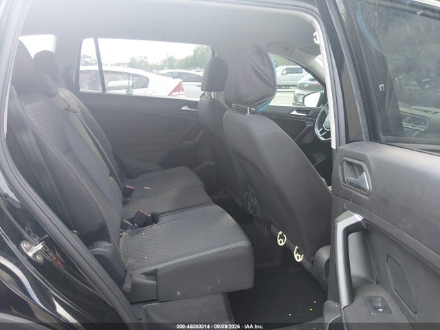 46080314 :رقم المزاد ، 3VV1B7AX3MM127817 vin ، 2021 Volkswagen Tiguan 2.0t S مزاد بيع